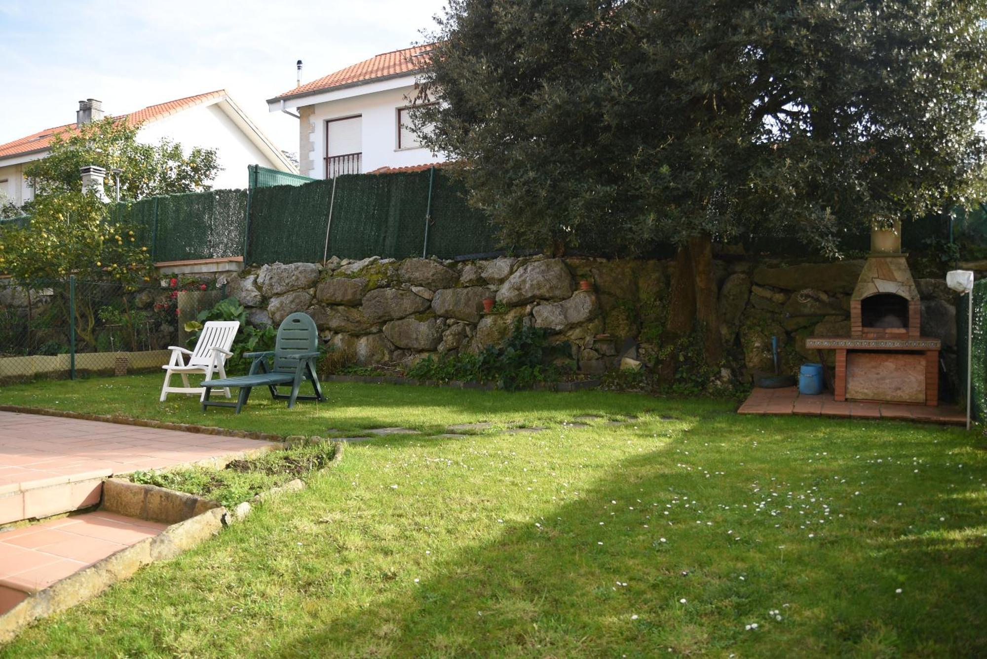 Chalet En Urbanizacion Con Piscina Argonos Exterior photo